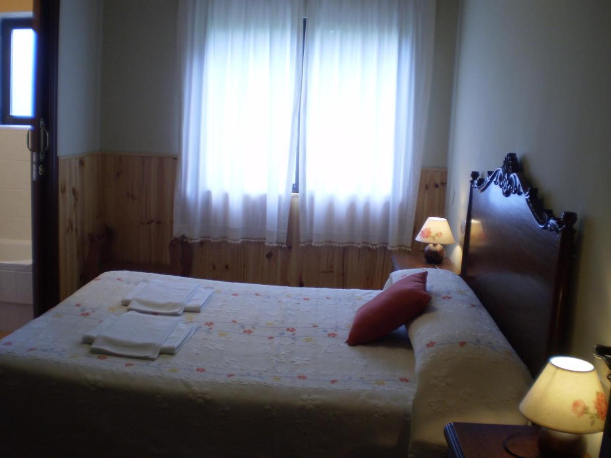 Casa Rural Las Tuyas En Segovia Palazuelos de Eresma Esterno foto
